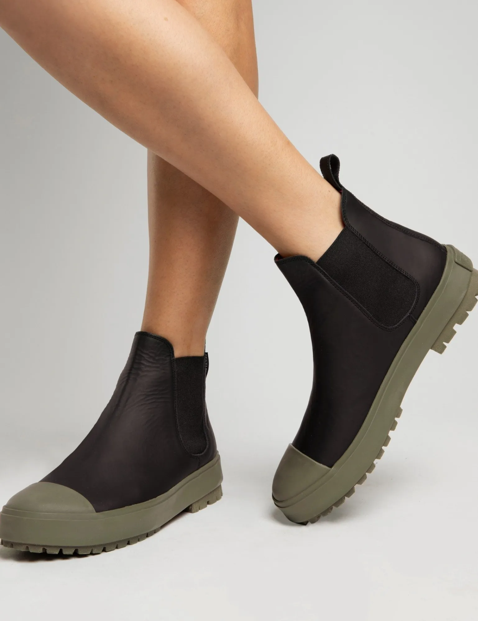 Penelope Chilvers Jump Waterproof Leather Boot Black/Khaki Clearance