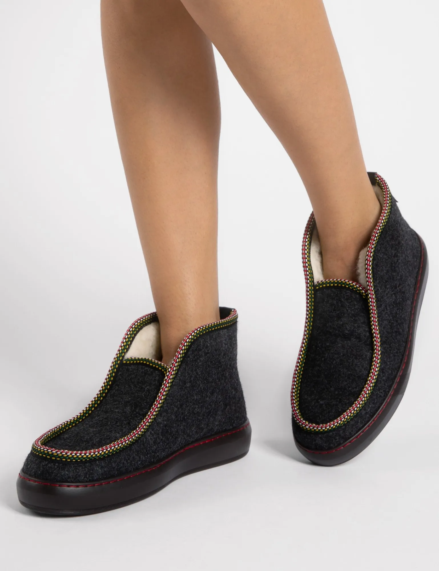 Penelope Chilvers Inuit Felt Slipper Black Clearance