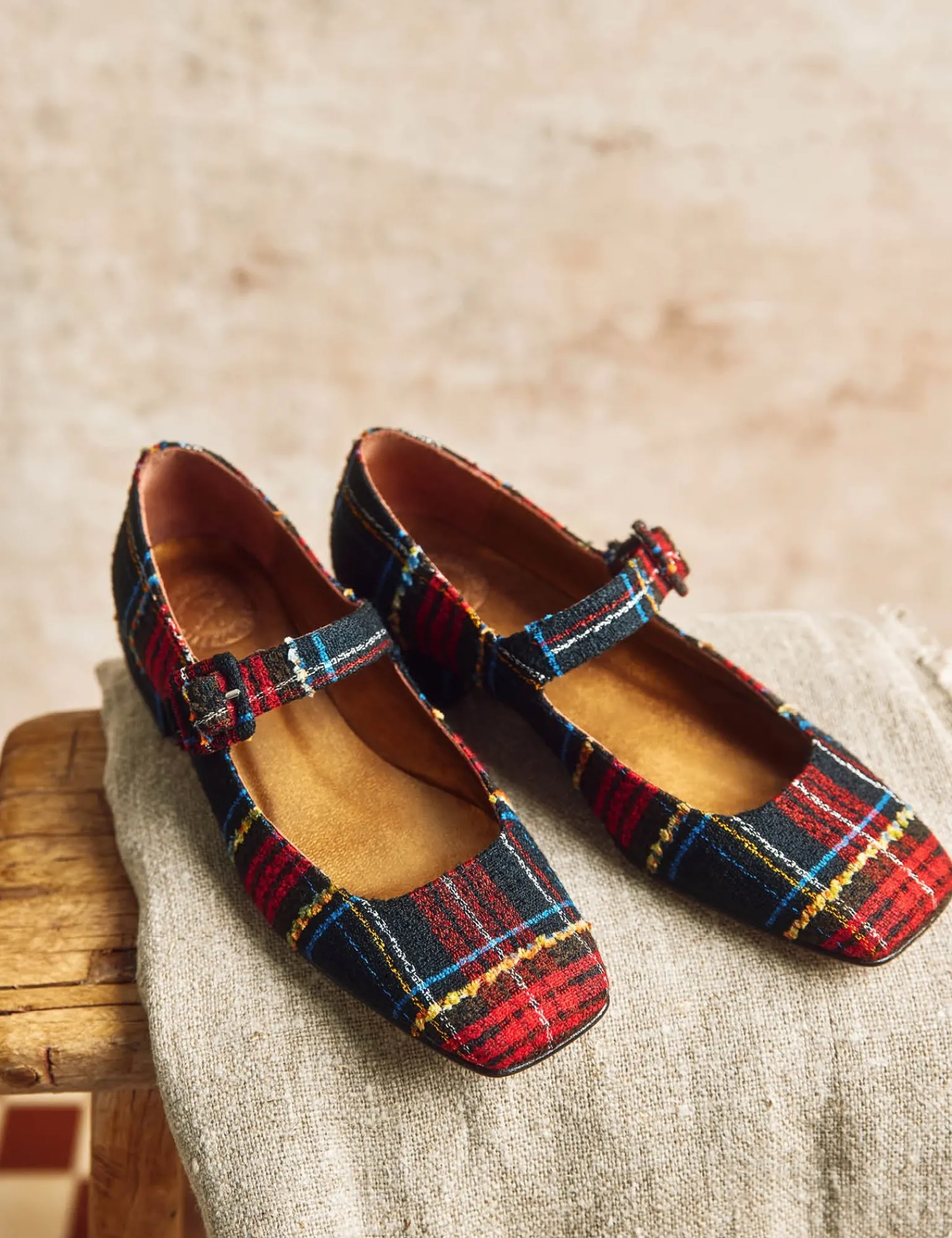 Penelope Chilvers Low Mary Jane Tartan Shoe Black/Red Outlet